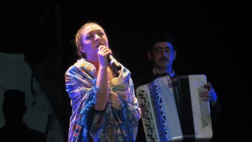 Узганнарга күз салыйк...