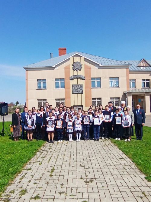 Олы Бәрәзә авылында да Бөек Җиңүнең 81 еллыгы хөрмәтенә тантаналы чара узды
