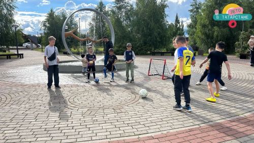 «Туган ягым» ял паркында «Минем дустым туп» тренировкасы узды