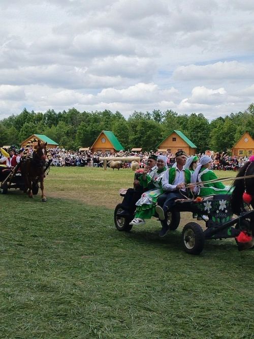 Әтнә районы Сабан туена рәхим итегез