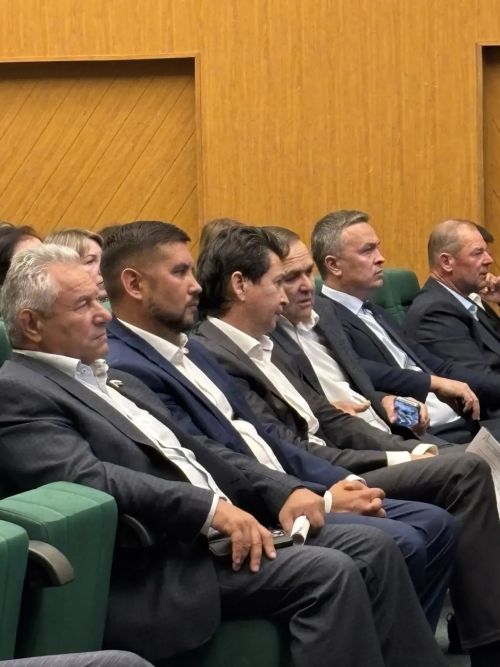 Әтнәдә – “Бердәм Россия” партиясе җирле бүлекчәсенең «Нәтиҗәгә эшлибез!» хисап-программа форумы булып узды
