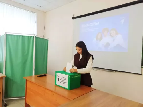 Әтнә яшьләре киләчәкләрен үз кулларына ала