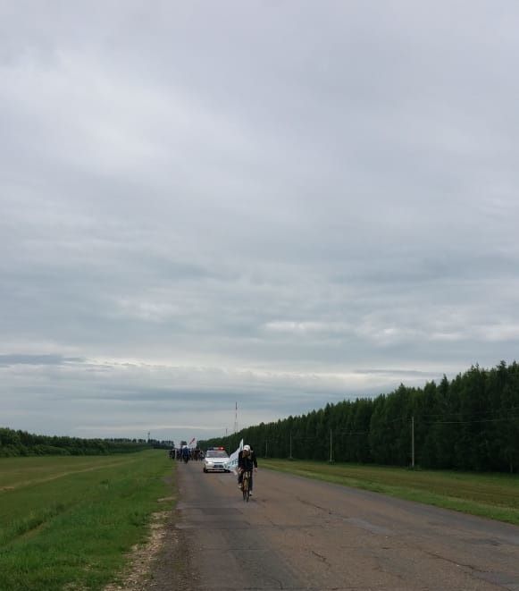 Россия көне - Әтнәдә велоузыш - фоторепортаж