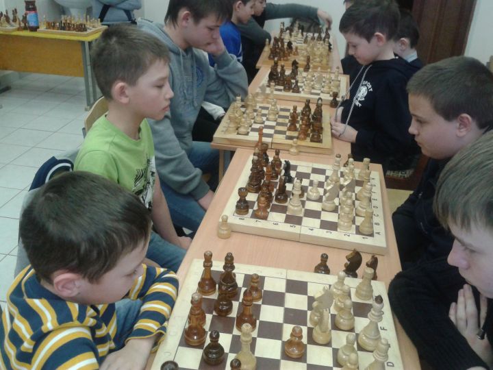 Әтнә шахмат лигасы уеннары дәвам итә