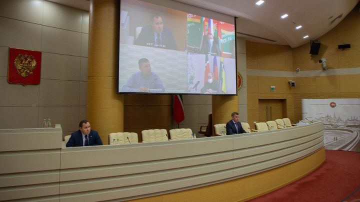 Марат Зяббаров рассказал о ходе посевной кампании в Татарстане