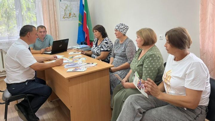 Әтнә районы Күәм авылында гражданнарны кабул иттеләр