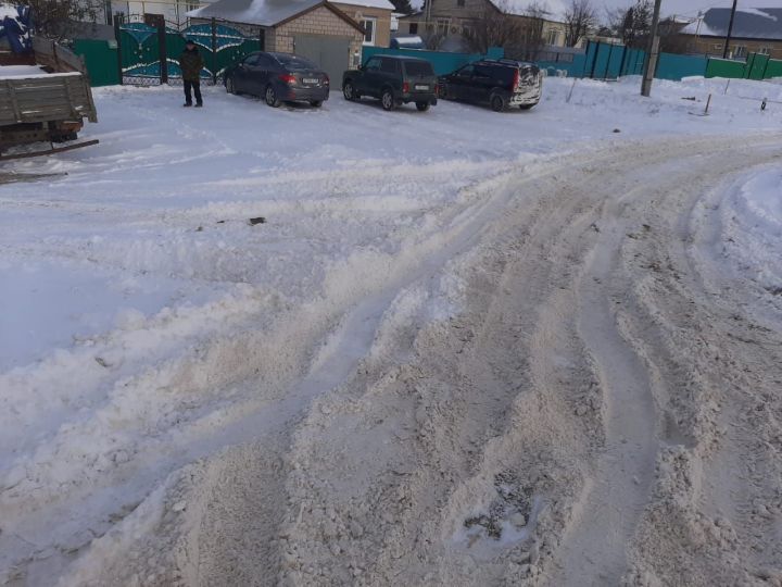 Мәнсезләр, әдәпсезләр...