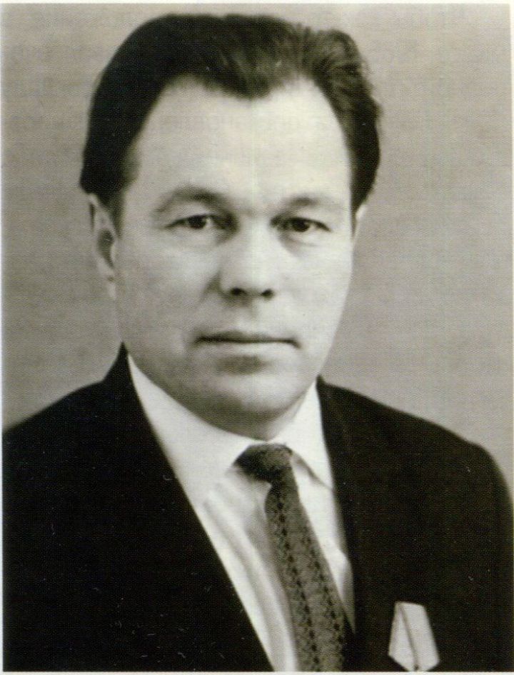 Гади авыл малаеннан министрга кадәр узган юл