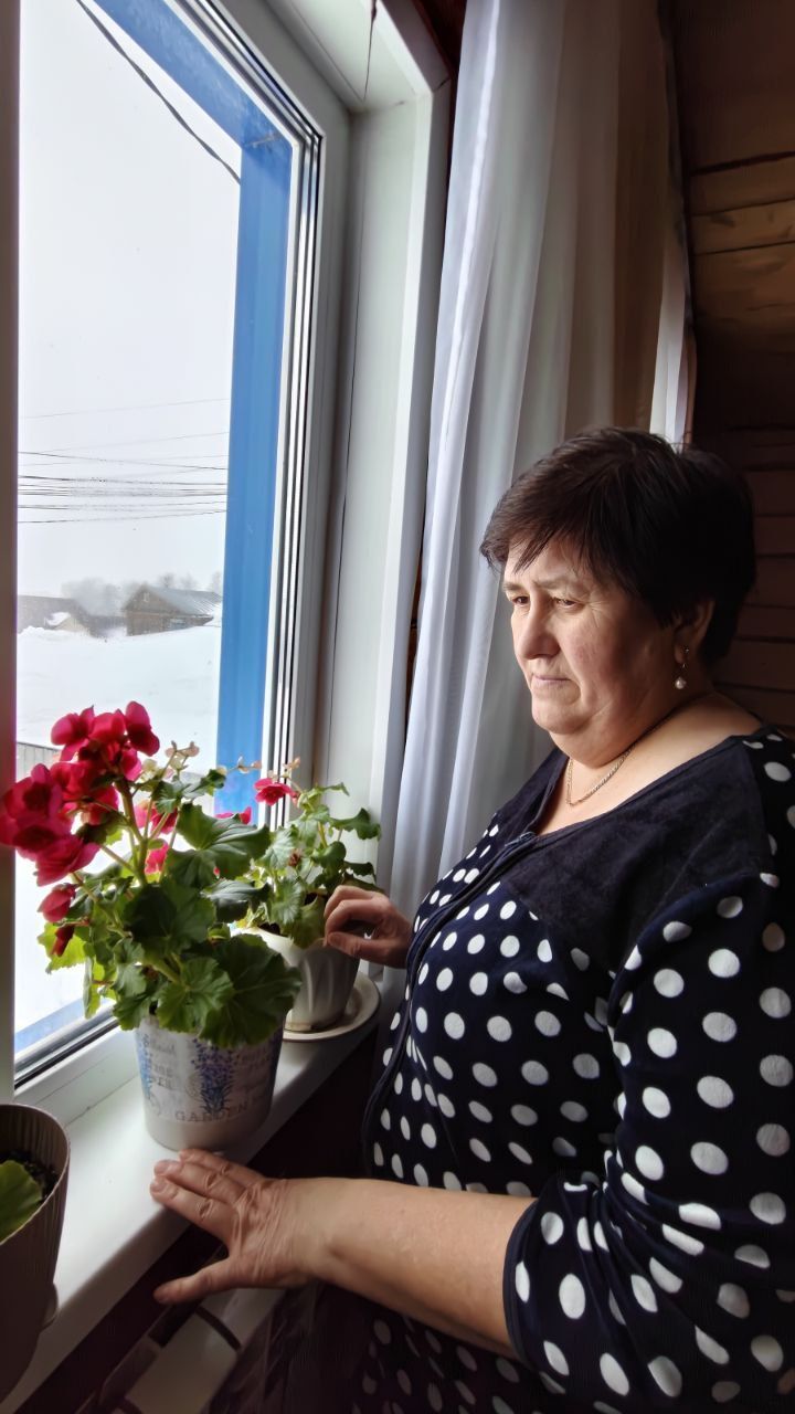 Гөлназ Төхфәтуллина: “Үзем монда, уем улым янында”