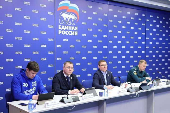 «Бердәм Россия» су басу куркынычы янаган зоналарга волонтерлар җыя