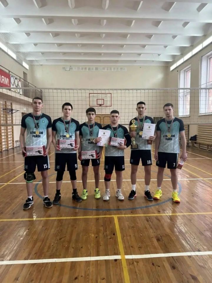 Әтнә егетләре  беренче урынны яулап кубокка ия булдылар