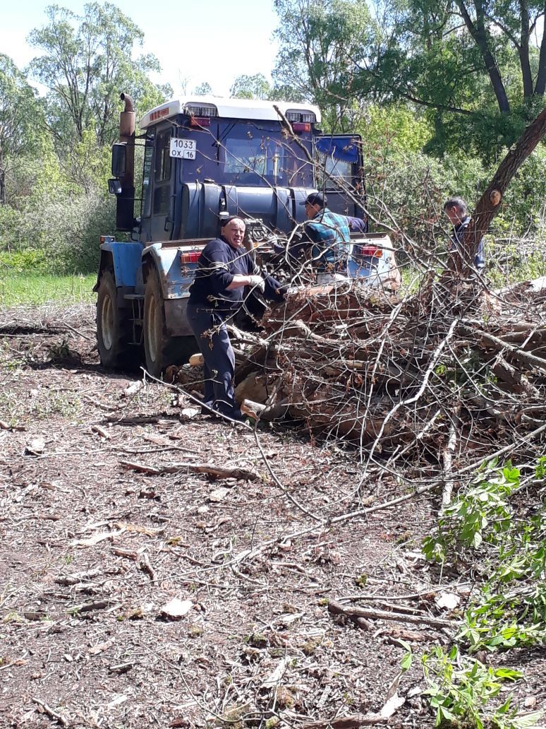 Ябынчы авылы зиратында – өмә