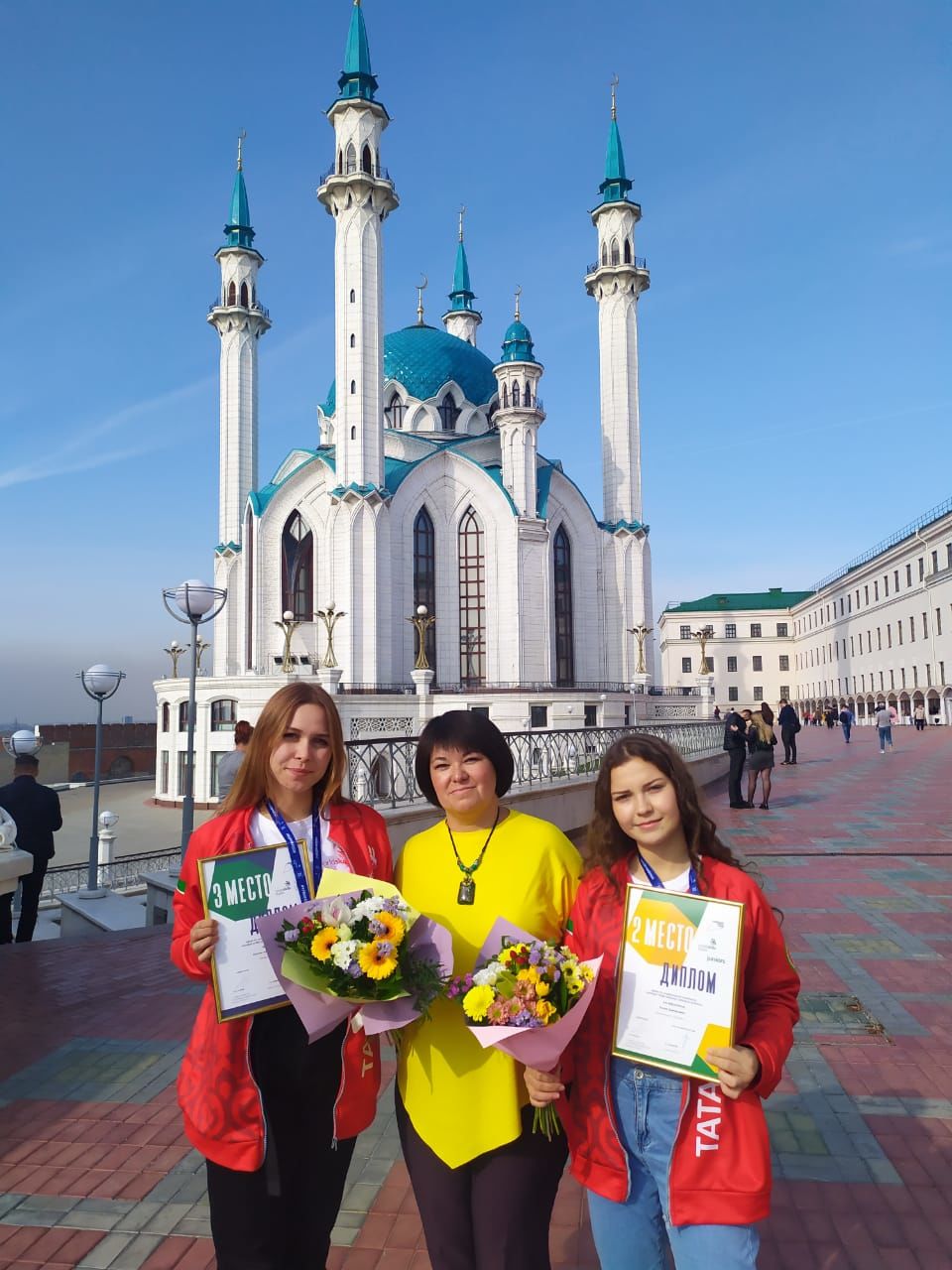Татарстан Президенты Әтнә авыл хуҗалыгы техникумы студентларын котлады