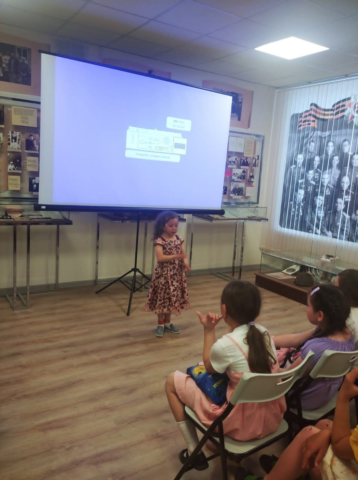 “Кояшкай” лагерена йөрүче балалар Сибгат Хәким музеенда экскурсиядә булдылар