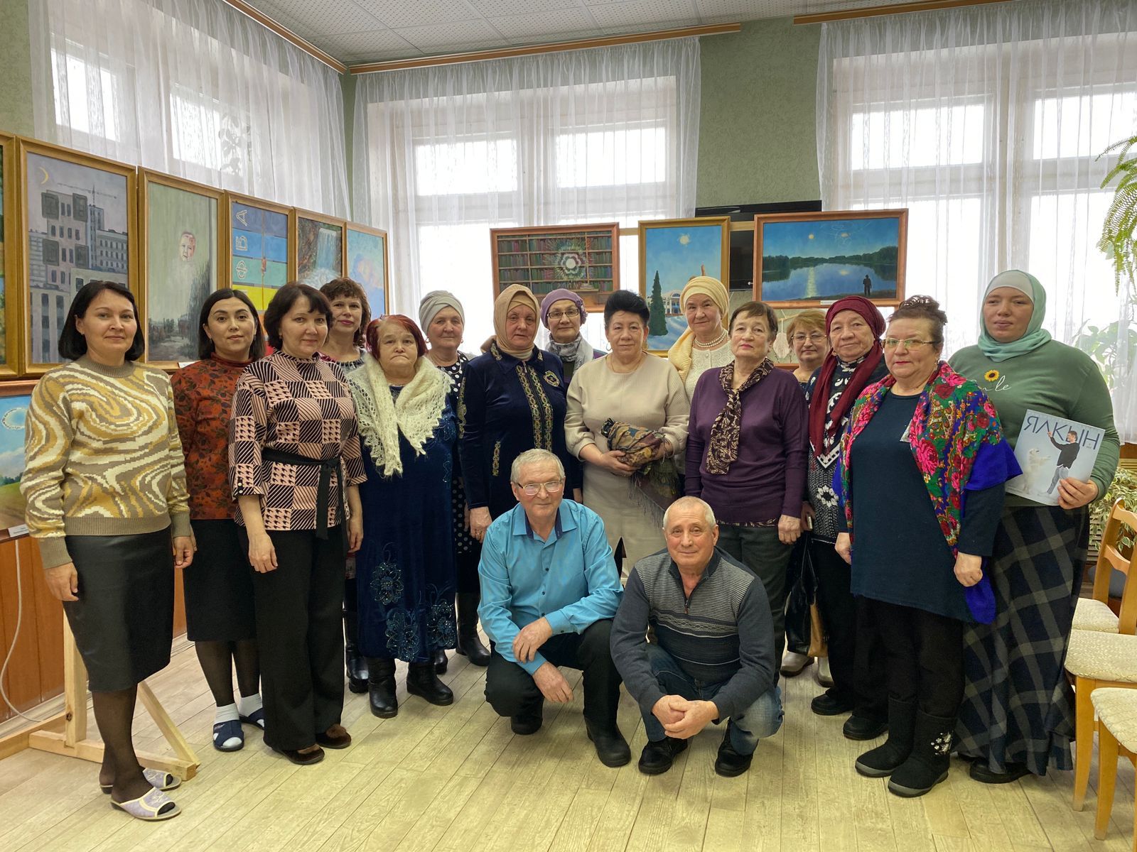 Район үзәк китапханәсендә шәхси күргәзмә ачылды