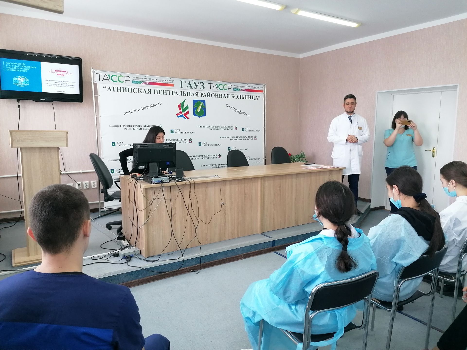 Район үзәк больницасында «Ачык ишекләр» көне узды