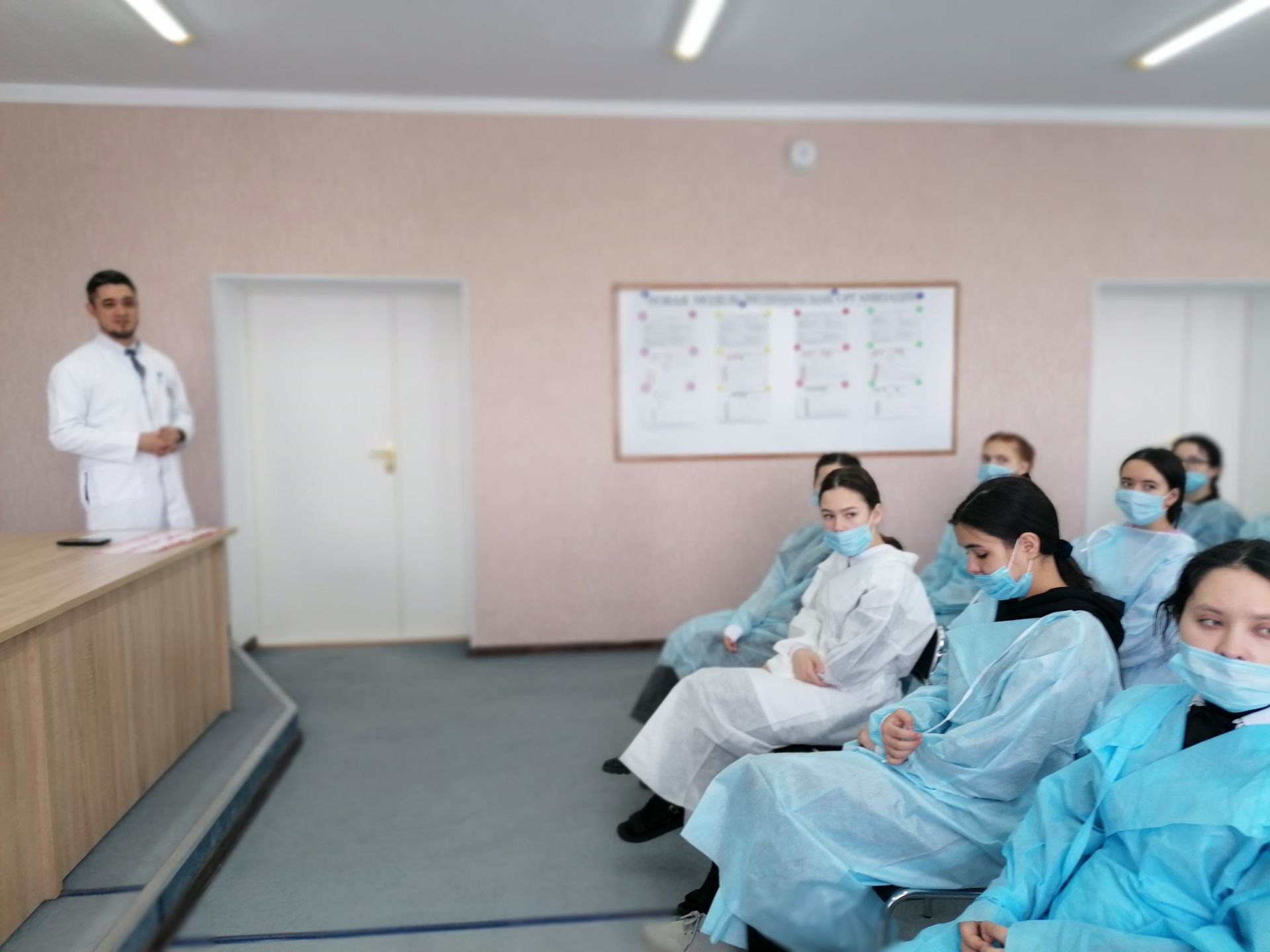 Район үзәк больницасында «Ачык ишекләр» көне узды