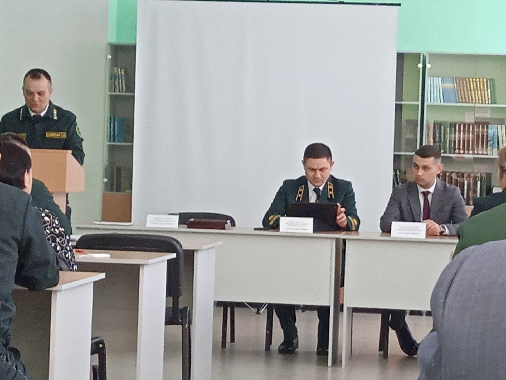 Әтнәгә Татарстан урман хуҗалыгы министрының беренче урынбасары килде