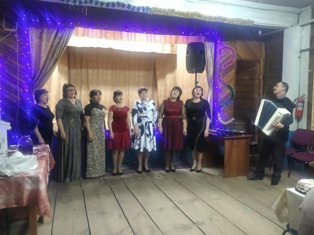 Бәйрәмгә Әтнәдән аю да килгән