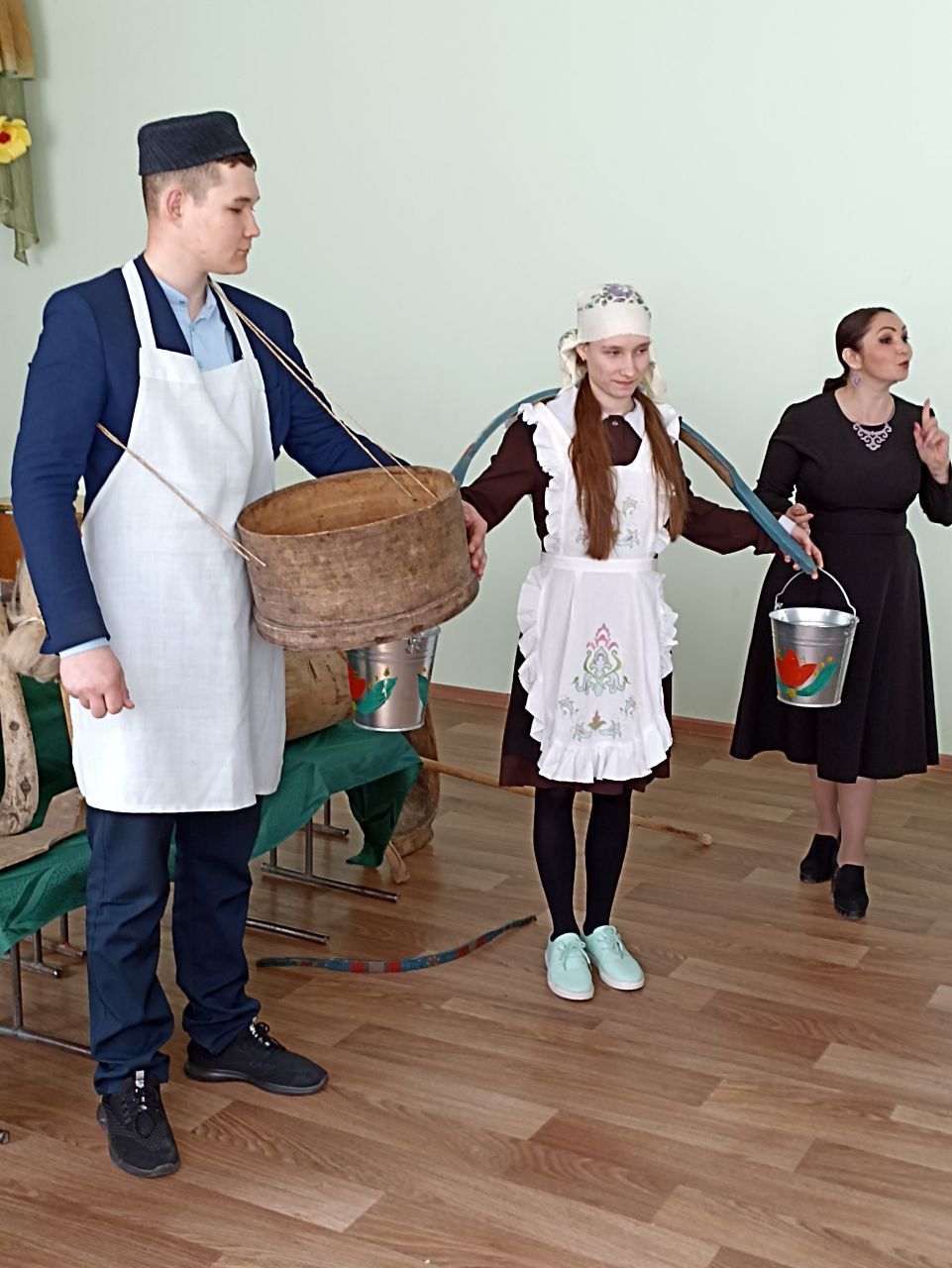 «Үткәннән киләчәккә» проекты укучыларга хуш килде