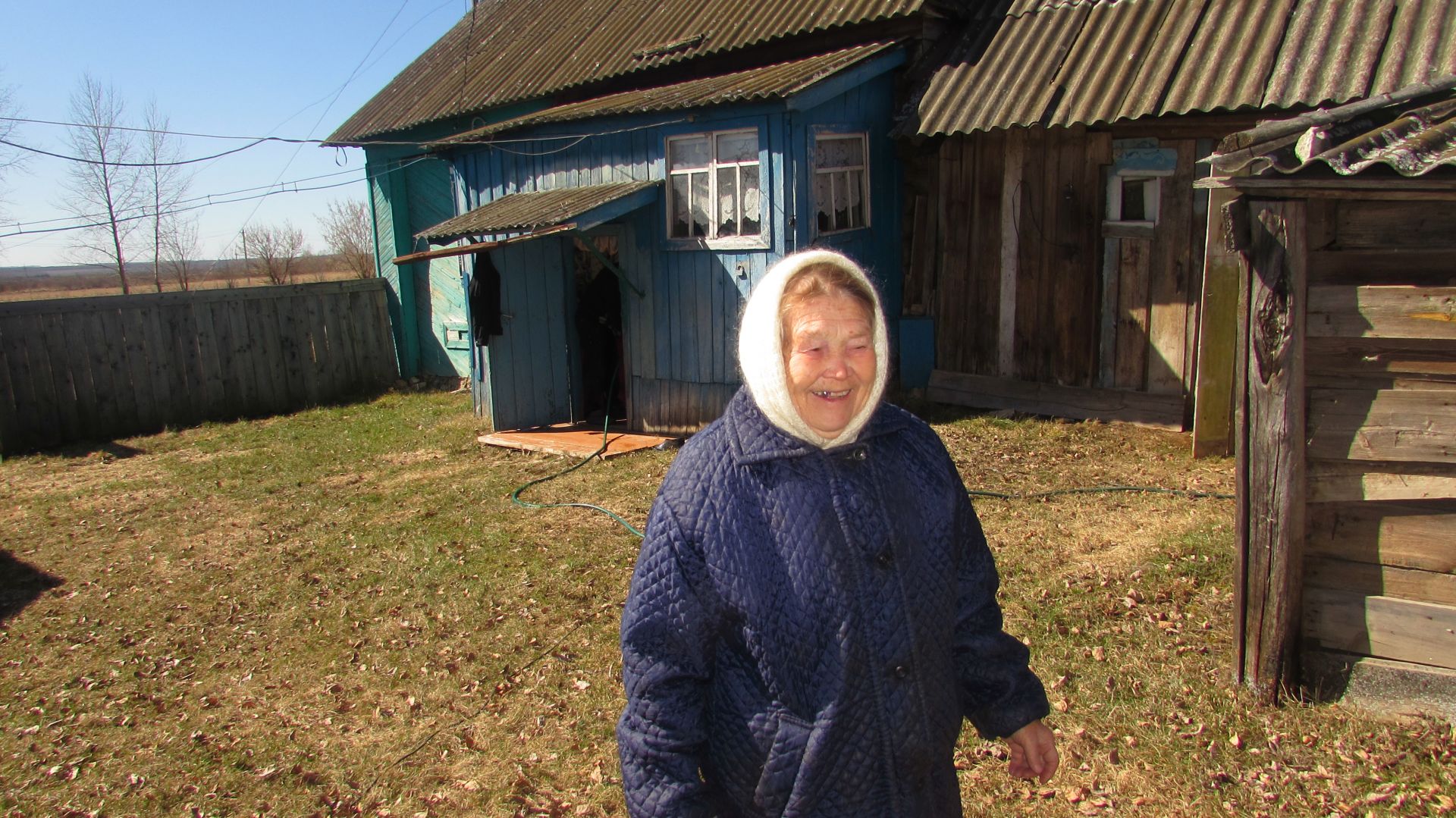 91 яшендә дә “Әтнә таңы” аның кулында