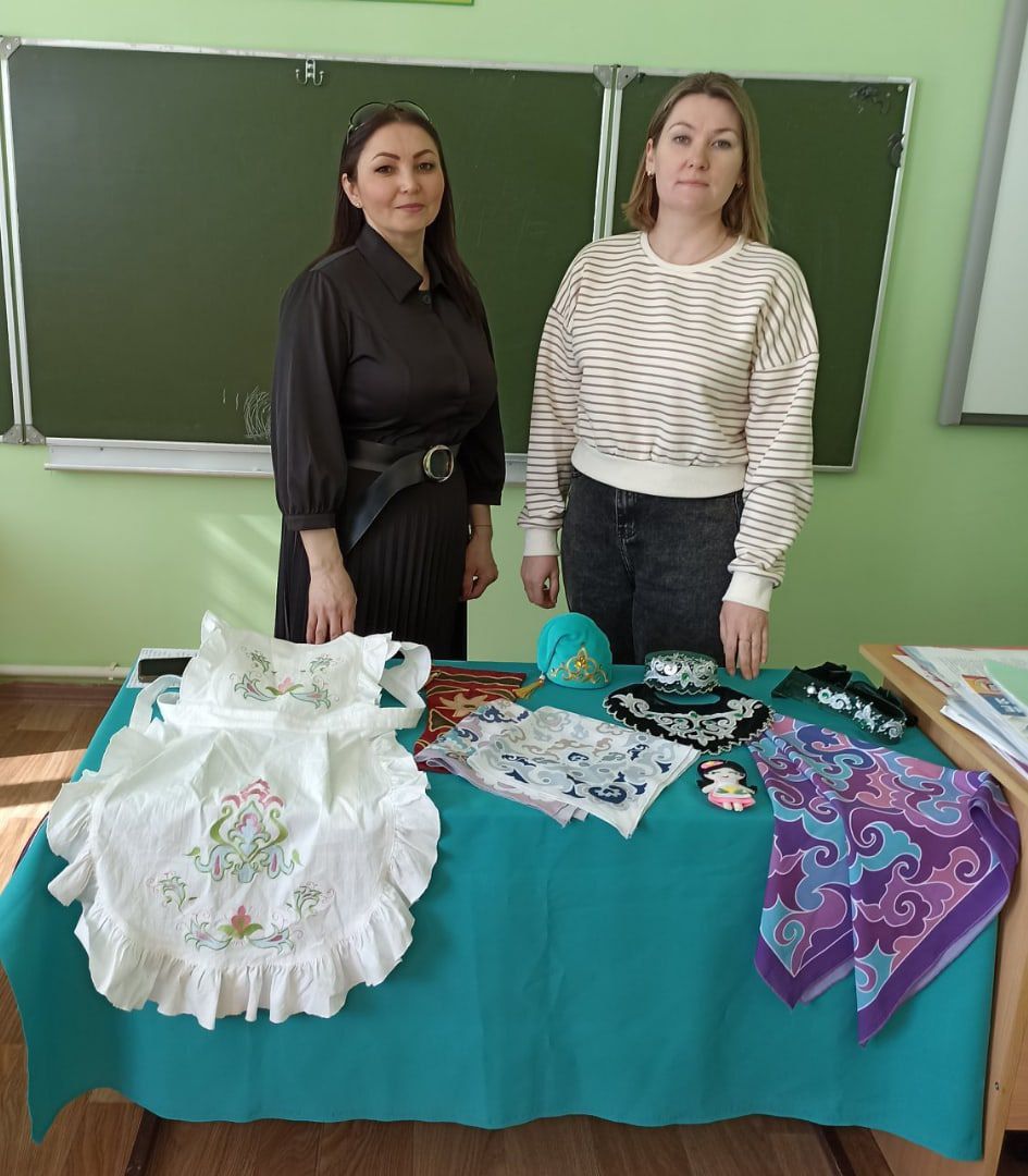 Милли стильдә бизәк ясадылар