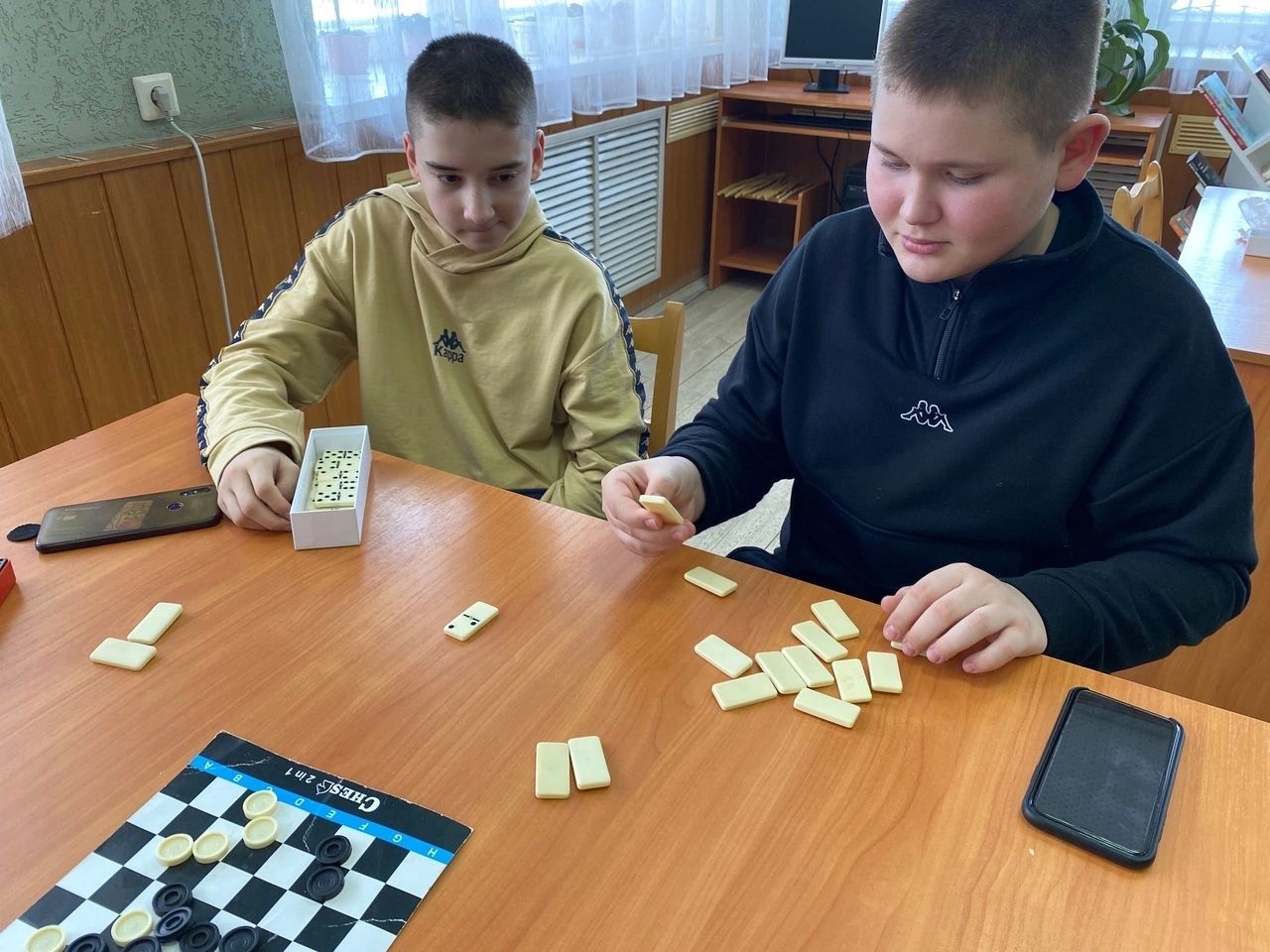 Әтнә үзәк китапханәсендә “Күңелле уеннар көне” көне үтте