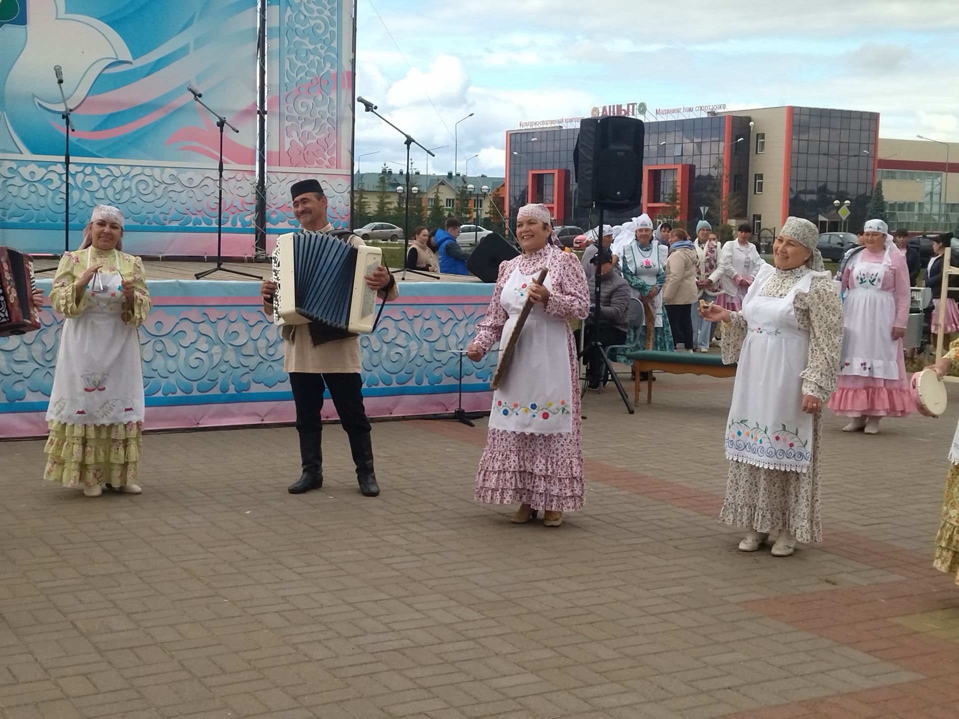 Фольклор - этник фистивальдән фоторепортаж