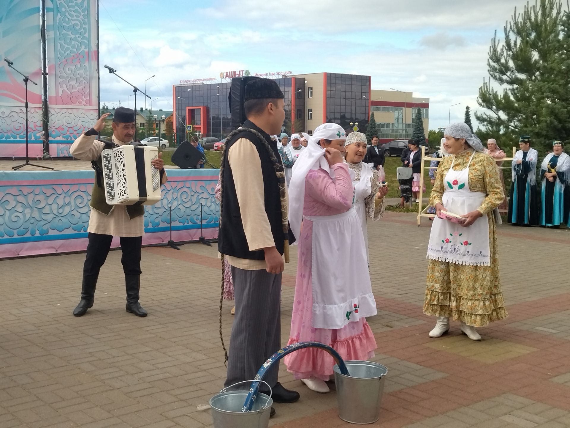 Фольклор - этник фистивальдән фоторепортаж