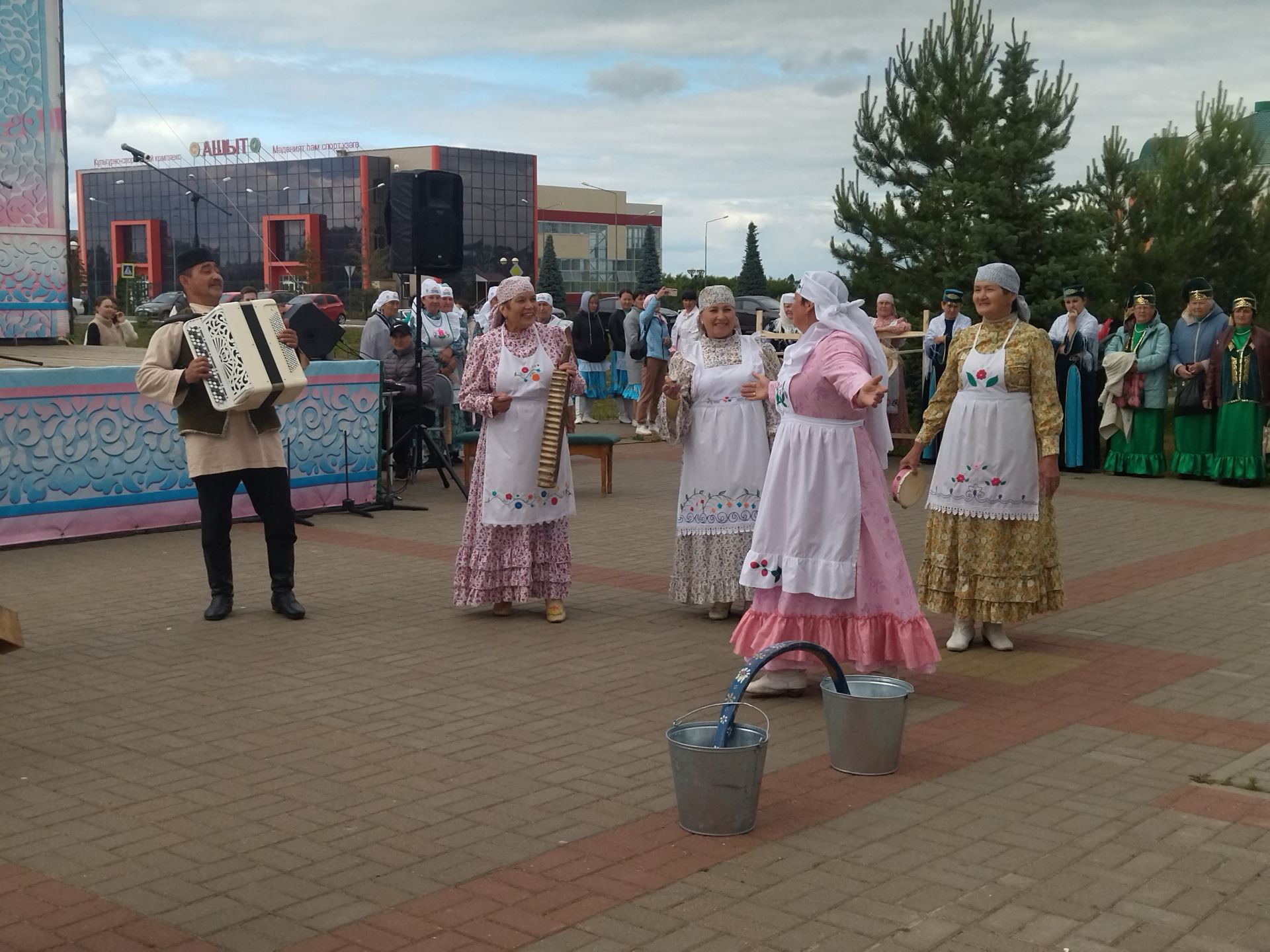 Фольклор - этник фистивальдән фоторепортаж