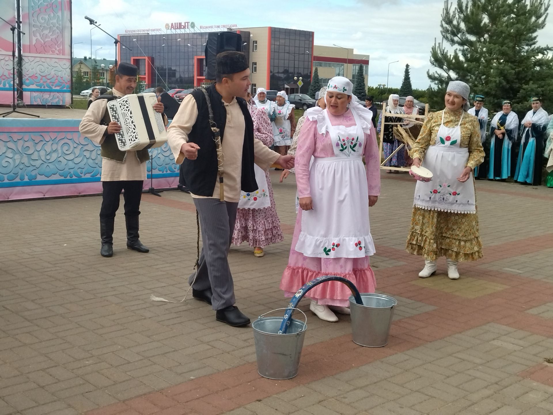 Фольклор - этник фистивальдән фоторепортаж