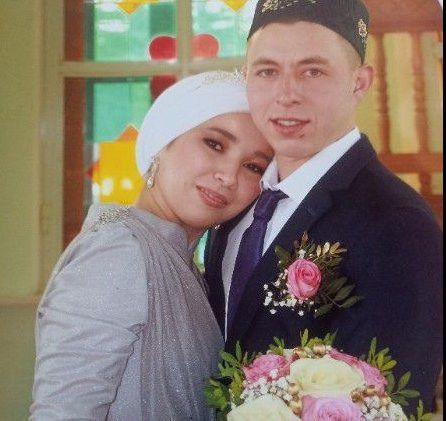 Без икебез бербөтен- Әминә, Ильяр Галимовлар