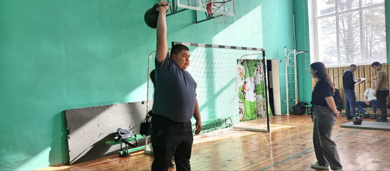 Әтнә авыл хуҗалыгы техникумындада гер күтәрү буенча ярыш үтте