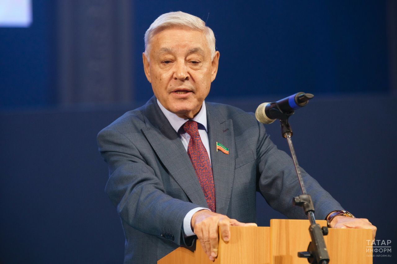 Татарстан Дәүләт Советы Рәисе Фәрит Мөхәммәтшинга 77 яшь тула