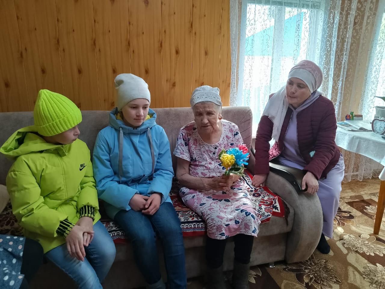 «Сугыш чоры балалары җылы сүзгә мохтаҗ»