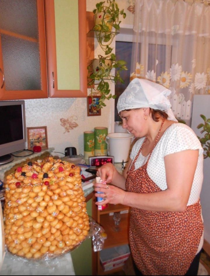 Зөлфия Хәлиуллинадан чәк-чәк пешерү серләре