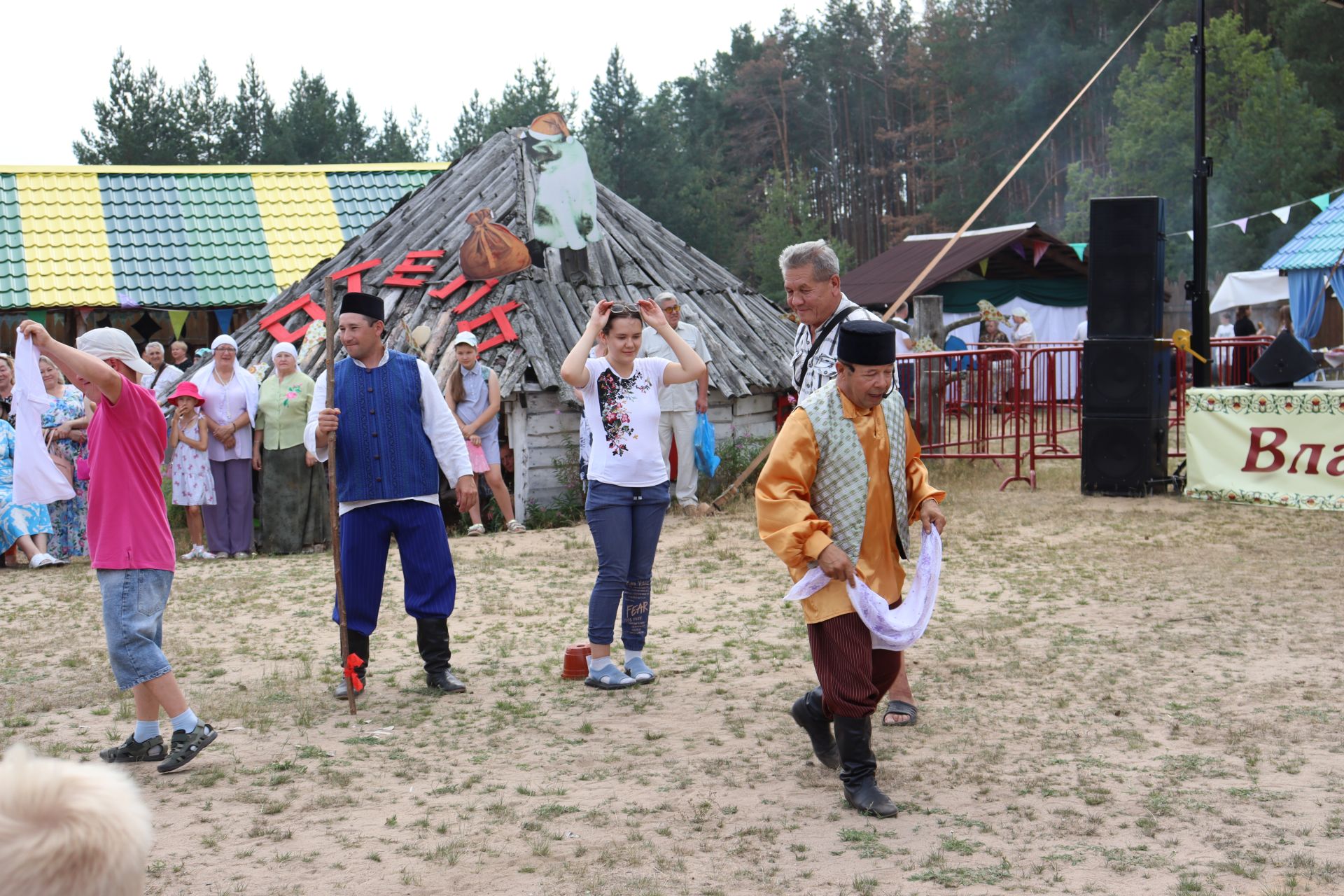 Район мәдәният хезмәткәрләре Владимир шәһәрендә Сабантуе үткәреп кайттылар