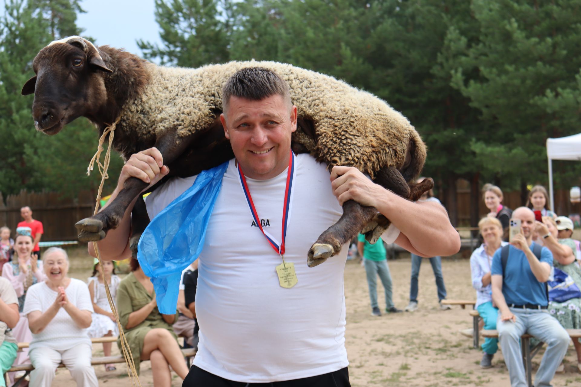 Район мәдәният хезмәткәрләре Владимир шәһәрендә Сабантуе үткәреп кайттылар