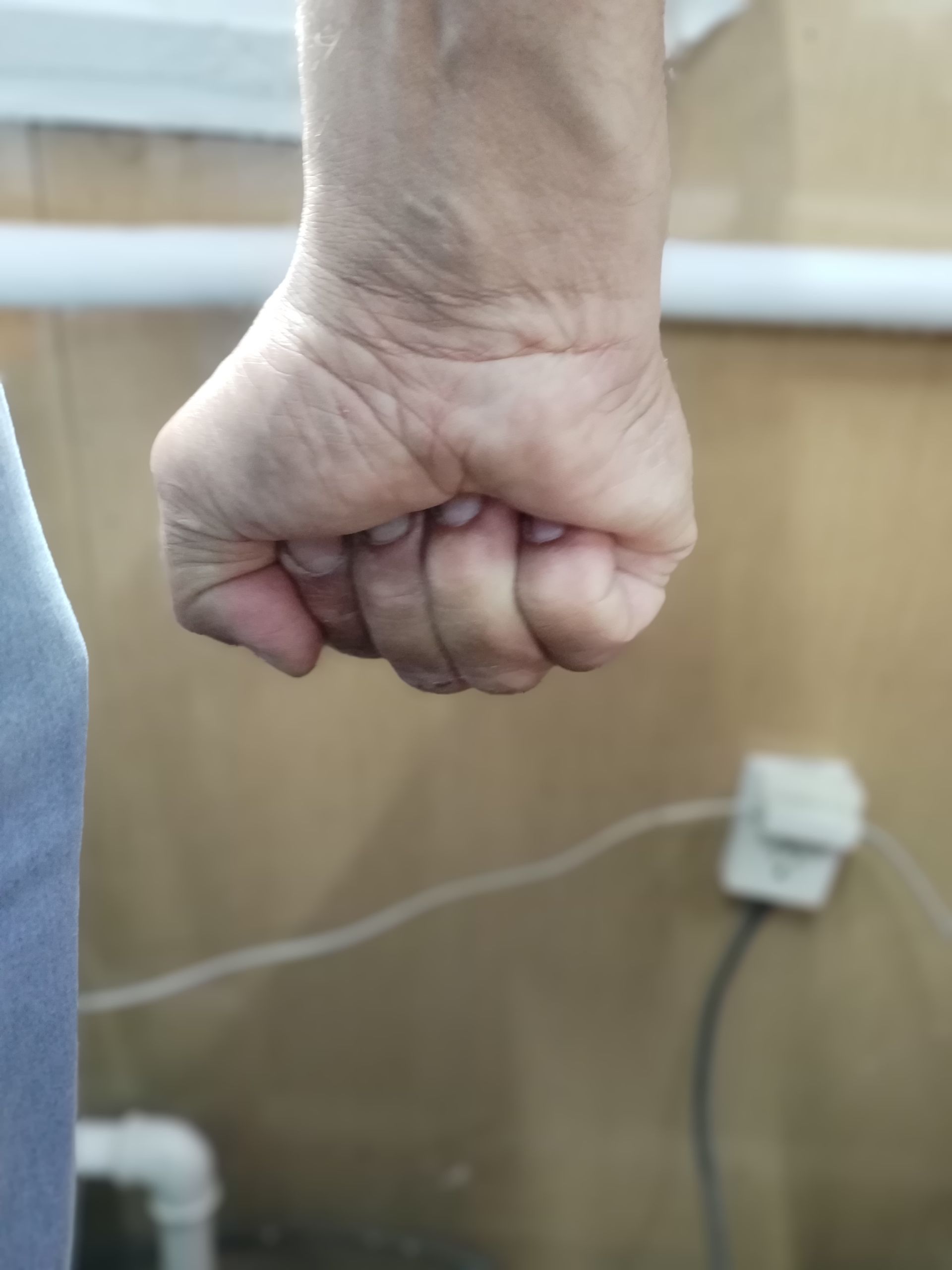 «Түзеп яшәмәгез, кызлар!»
