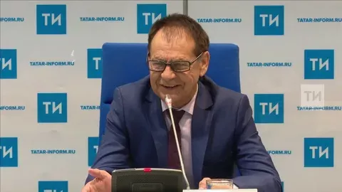 Ризван Хәкимов Ришат Төхвәтуллинга: “Минем җырларны җырласаң, артист булырсың”