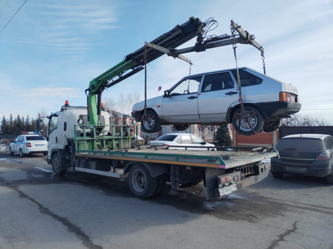 Әтнә юлында таныклыгы булмаган йөртүче юл иминлеге хезмәткәрләре тарафыннан тоткарланды