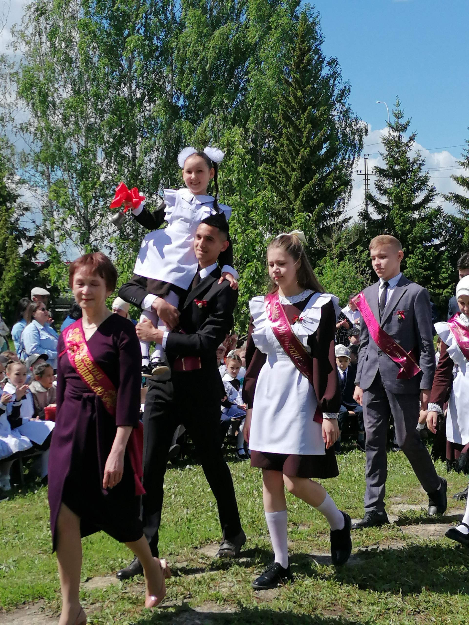 Әтнә укучыларын алда имтиханнар көтә