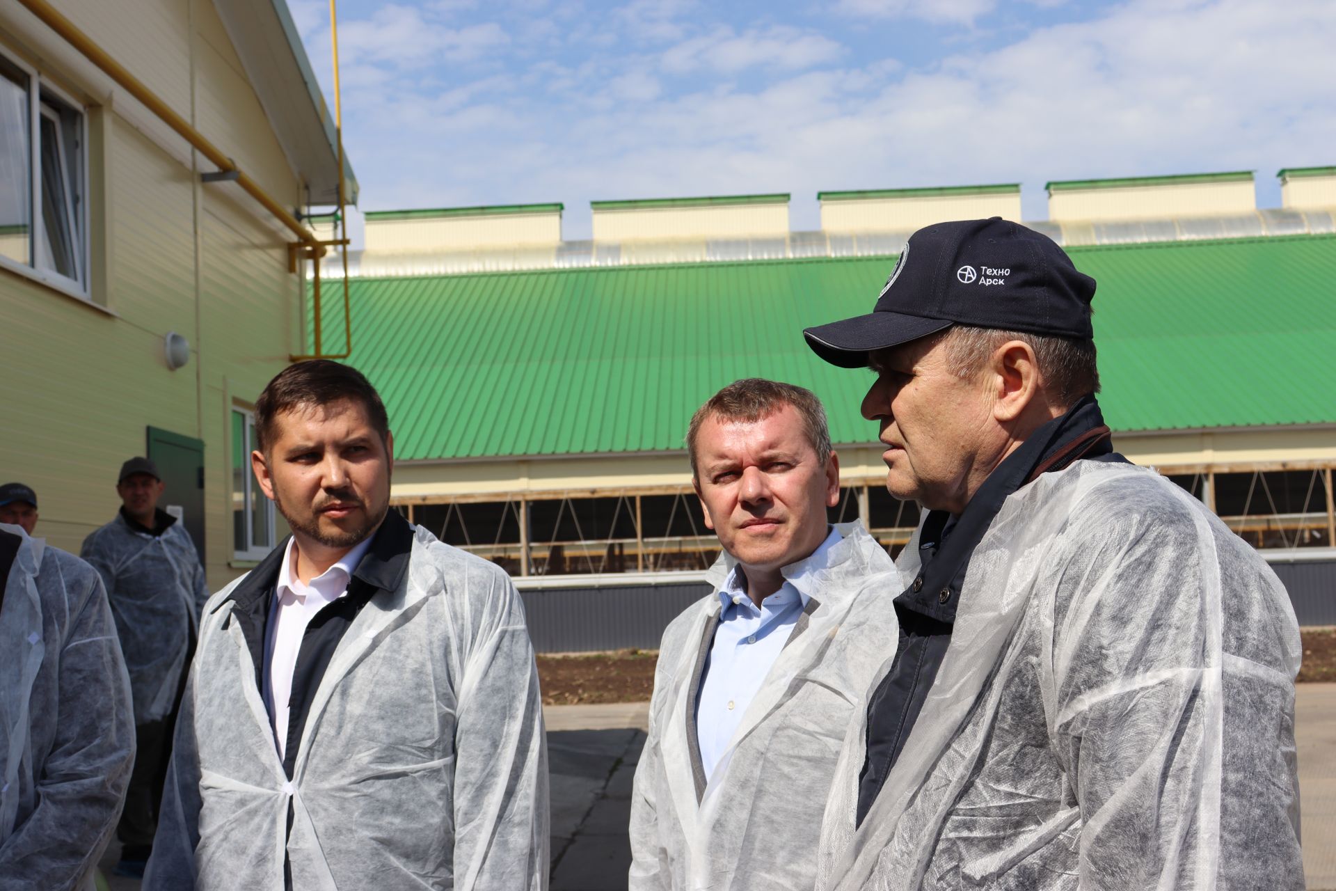Рөстәм Миңнеханов: «Әтнә - үрнәк районнарның берсе»