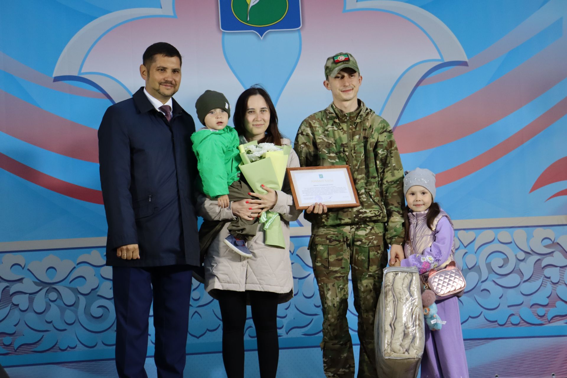 Әтнәдә Яшьләр көне: Ләйсән Мәхмүтова белән Илшат Сафин да кайтканнар иде