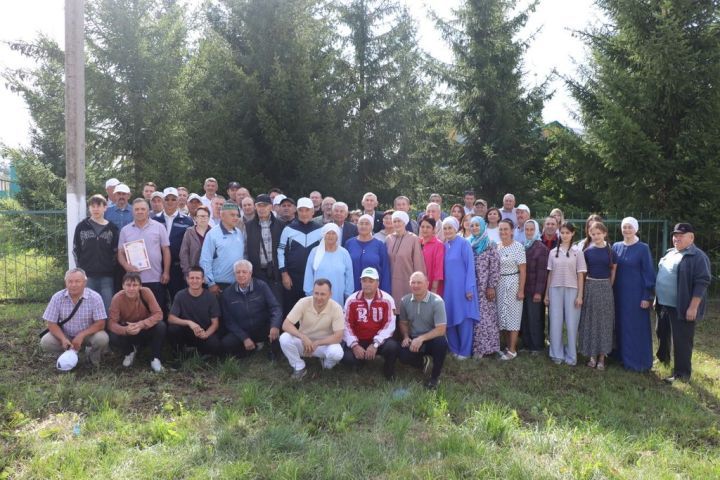 Миңгәр Сабантуе мәйданчыгында традицион шахмат-шашка ярышы үткәрелде
