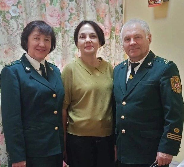 14 октябрь – Тыюлык эше хезмәткәрләре көне
