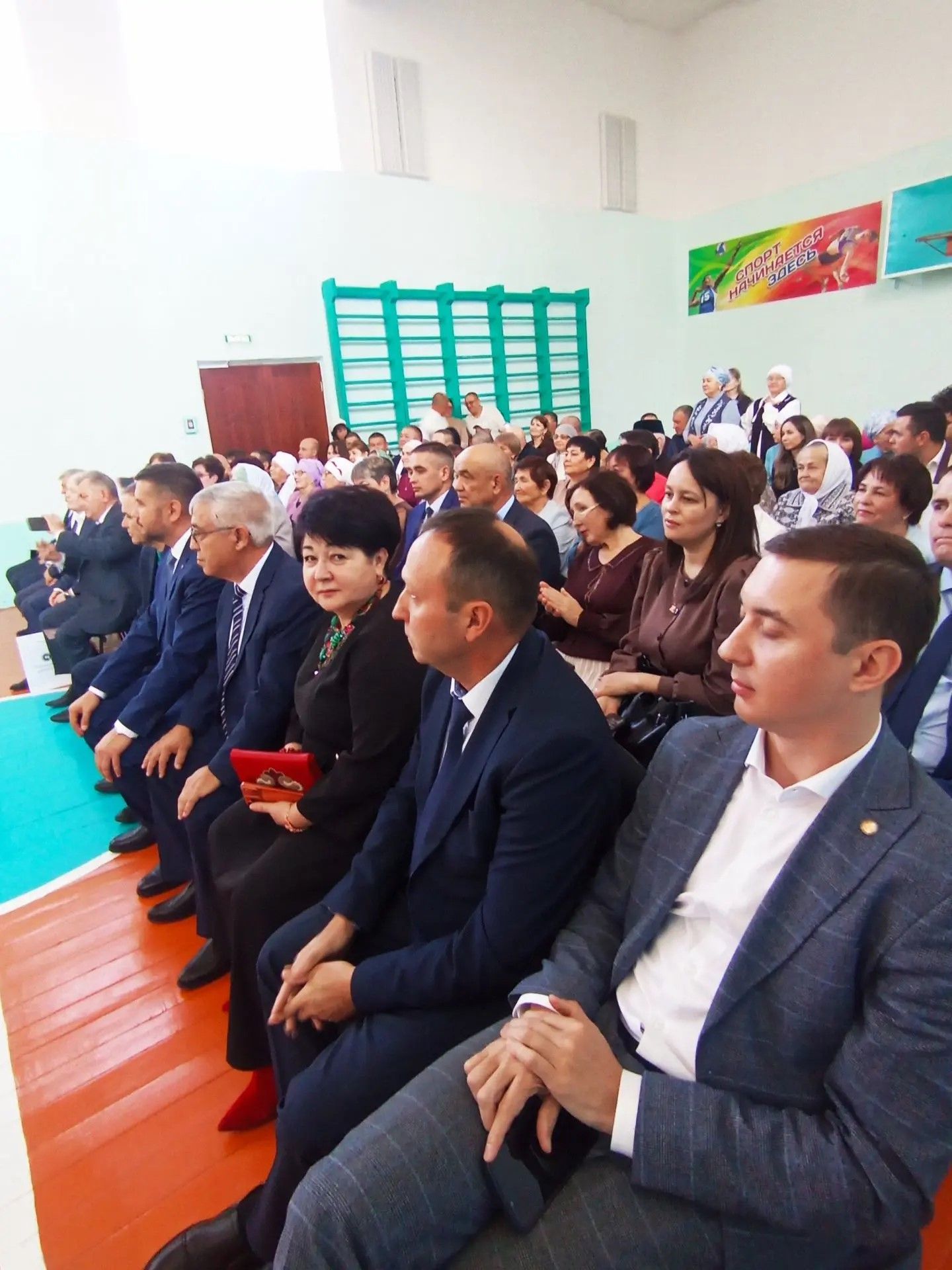 Күәм урта мәктәбенең 115 еллыгы һәм яңа бинада укытуга 50 ел тулуга багышланган кичә үтте