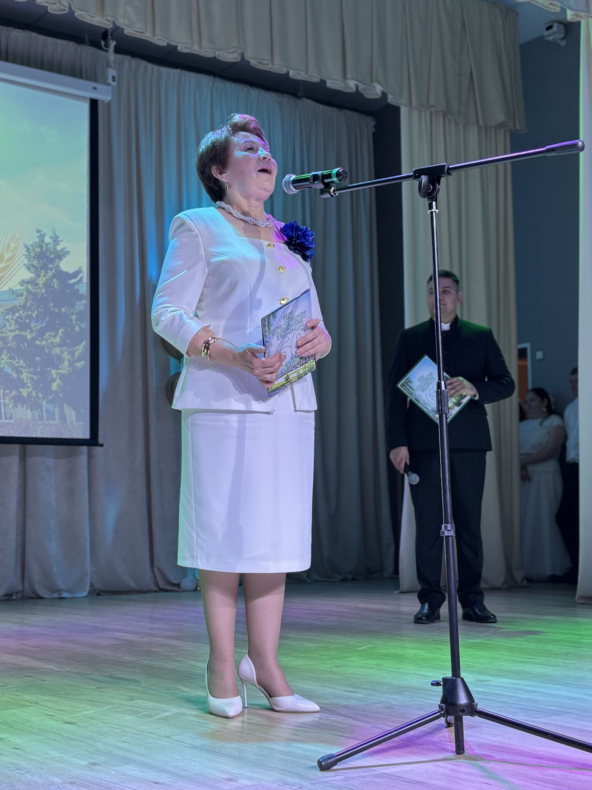 Әтнә техникумында - 60 еллык юбилей чарасы