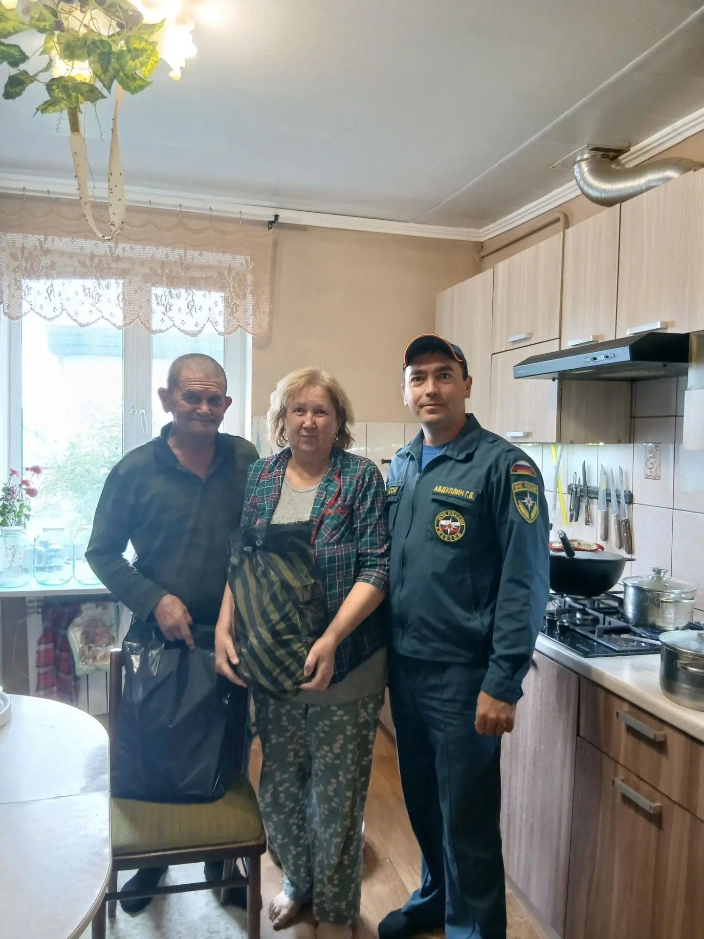 108нче Янгын сүндерү һәм коткару бүлеге коллективы өлкәннәрне зурлады
