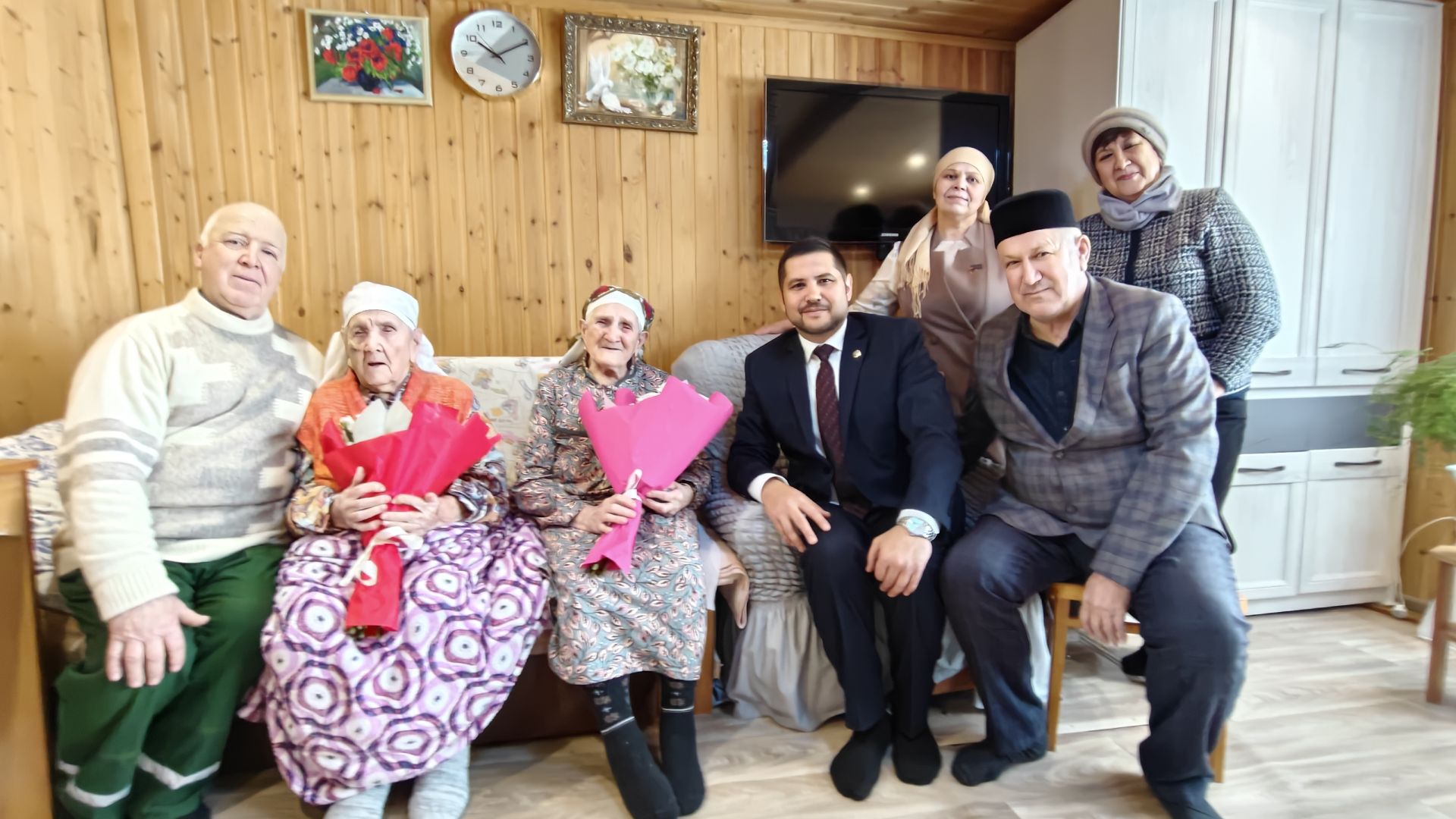 Әтнә районында яшәүче Әминә әби Сәләховага 101 яшь тулды